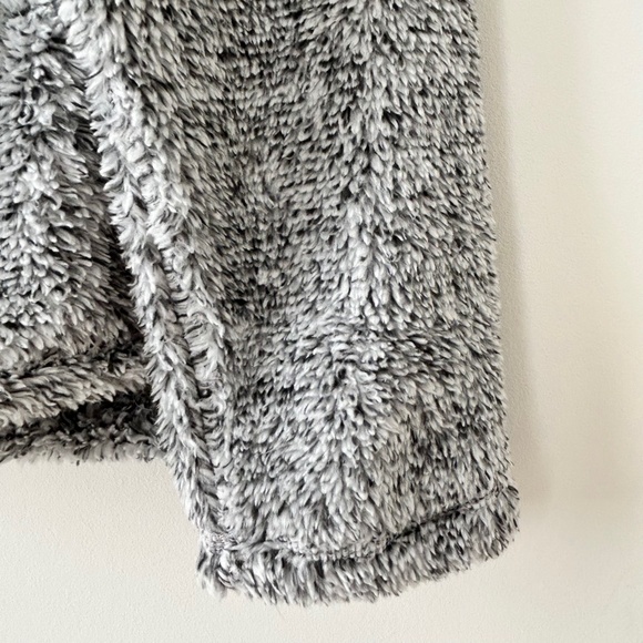 SO Cozy Gray Funnel Neck Plush Fleece Cowl Neck Pullover Top - Picture 7 of 16